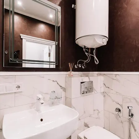 Royal Tower Vip Smart 2 Kiev